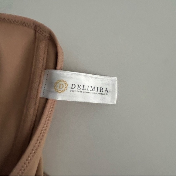 New Delimira Front Close Bra | Size 42F - Picture 8 of 9